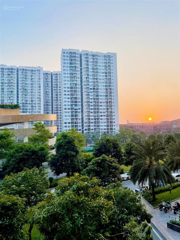 Chính chủ bán căn hộ 2n 1wc vinhomes ocean park gia lâm  đủ đồ ở ngay mặt sảnh kinh doanh đc 3,5tỷ