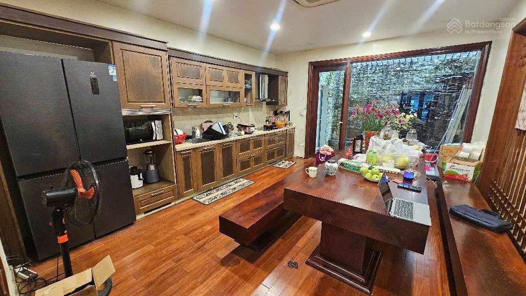 Liền kề văn phú, tháp đồng hồ, nội thất gỗ nguyên tấm, 90m2, 4 tầng hơn 24 tỷ