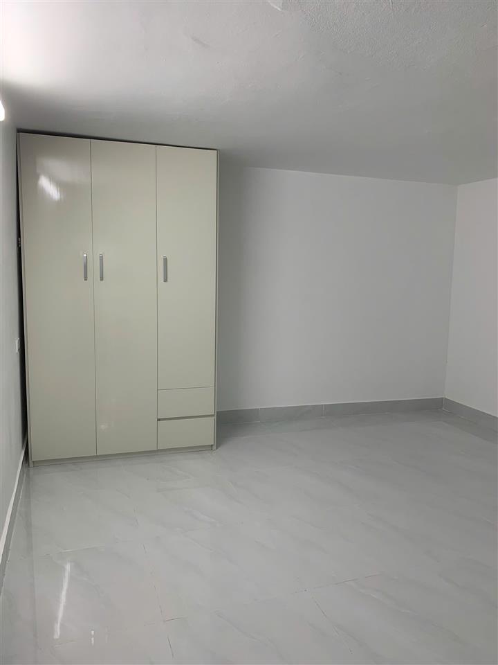 Nhà mặt phố Cô Đoài đường rộng đất nở hậu giá 2.x tỷ