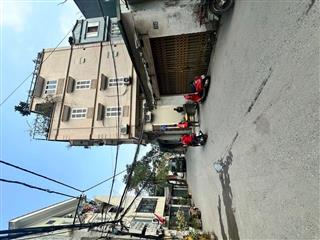 bán nhà Kim Giang 130m ô tô đỗ cửa, ngõ rộng 4m, thông tứ tung chỉ 120tr/m