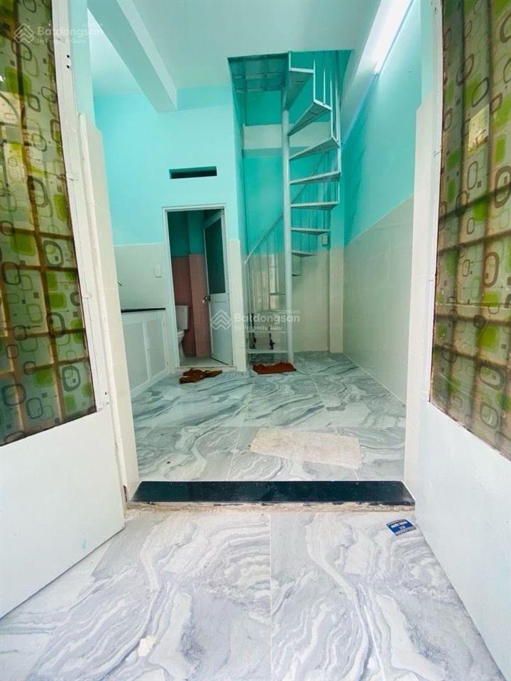 Nhà nhỏ quận 3  lý chính thắng ( 3 lầu đúc = 2.69 tỷ shr )