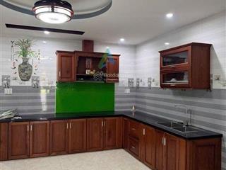 Cho thuê nguyên căn mặt tiền lê đình thám, chỉ cản 10 triệu 2 tầng