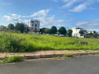 Chính chủ cần bán gấp đất đảo nổi 3 mặt thoáng, view sông. dt 700m2. giá chính chủ 51,800/1m2