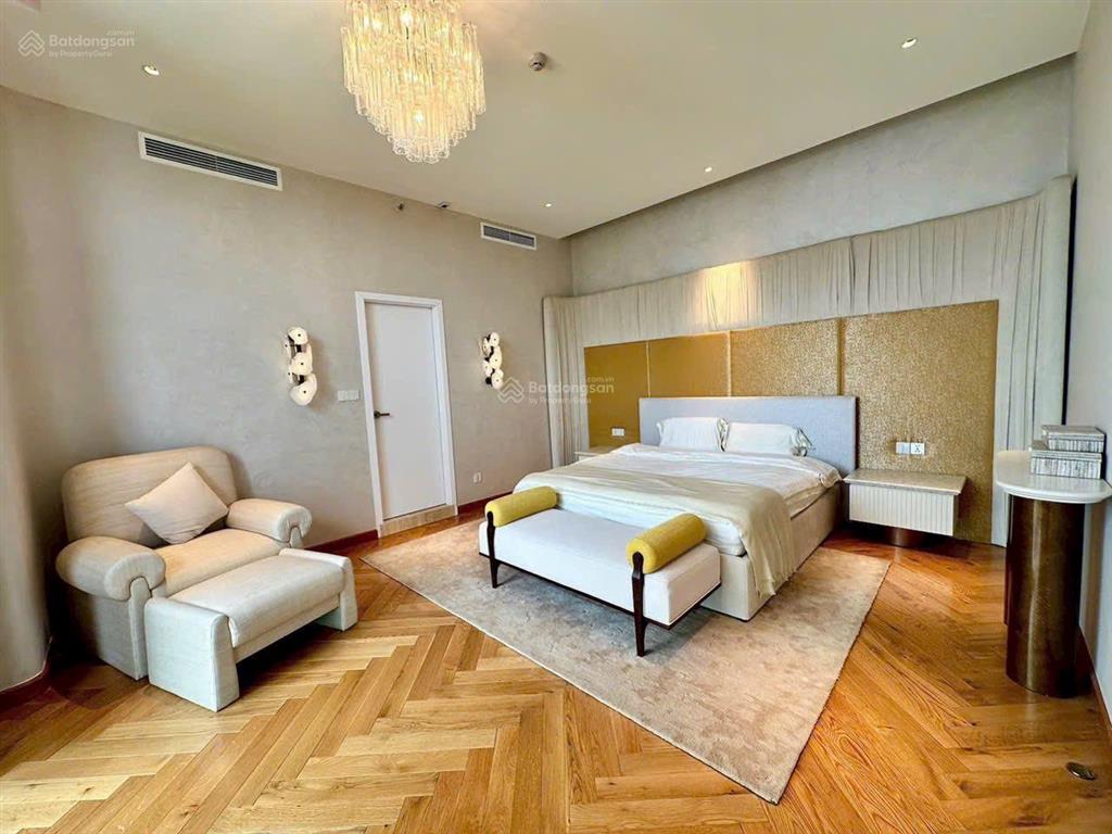 Cho thuê gấp căn hộ grand court 1, pmh, q7, 145m2 3pn giá 28 triệu.  0966 125 *** kim oanh