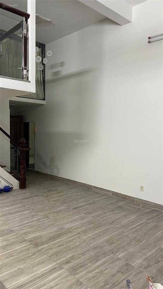 Chủ nhà cần bán gấp căn hộ hưng vượng 1, 81m2, 2pn, giá 3,4 tỷ,  0966 125 *** kim oanh