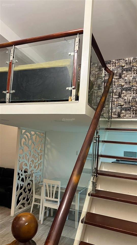Chủ nhà cần bán gấp căn hộ hưng vượng 1, 81m2, 2pn, giá 3,4 tỷ,  0966 125 *** kim oanh