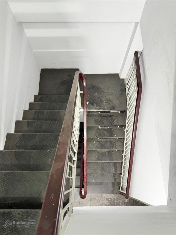 Mt kinh doanh đa ngành nghề quận 1. nhỉnh 14tỷ cho thuê dòng tiền 850tr/ năm