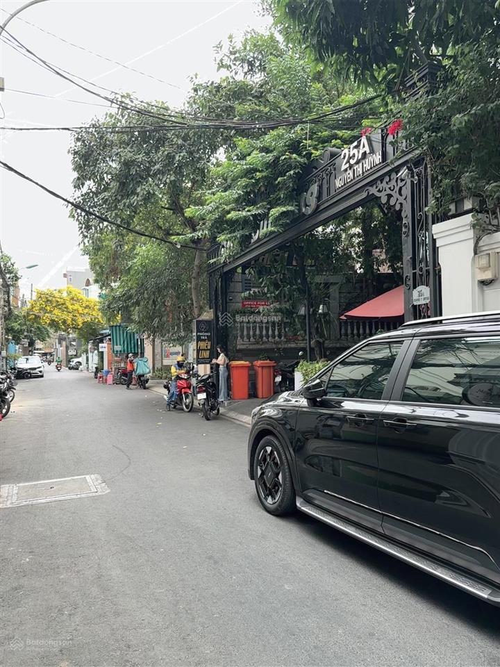 Mt nguyễn thị huỳnh, kế nguyễn văn trỗi, 83m², mt gần 5m, nở hậu. xây 57 tầng chuẩn chdv cao cấp.