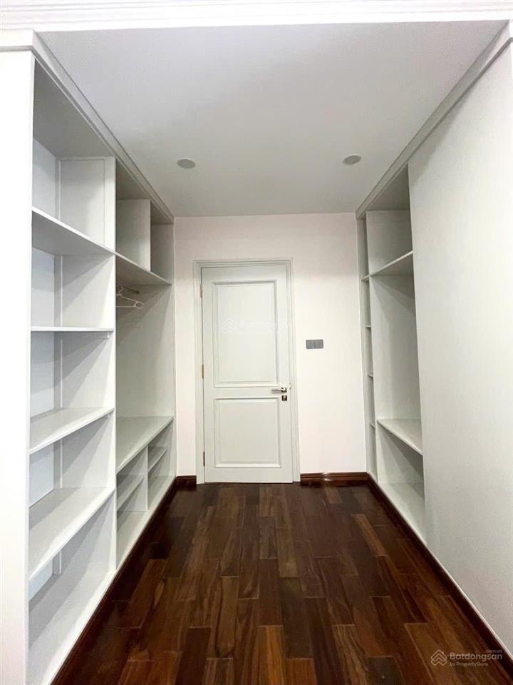 Biệt thự châu âu quận 2 cách cầu sài gòn 500m. hơn 50 tỷ chính chủ mua bán