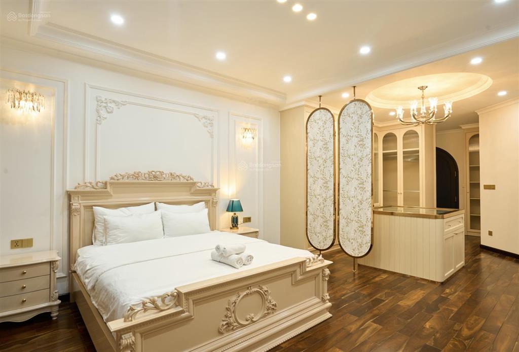 Biệt thự quận 2. chuẩn đẳng cấp vip. view sông sài gòn. 48.9tỷ thương lượng
