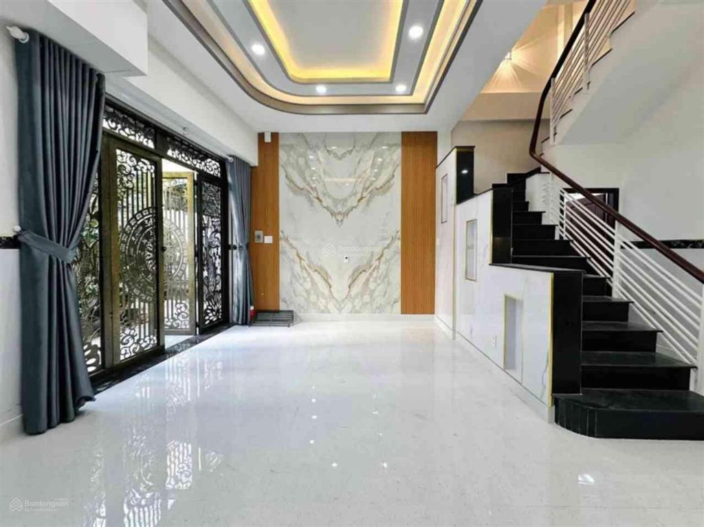 Bề ngang 5m hiếm có hẻm vip sát phan xích long 16.5tỷ thương lượng