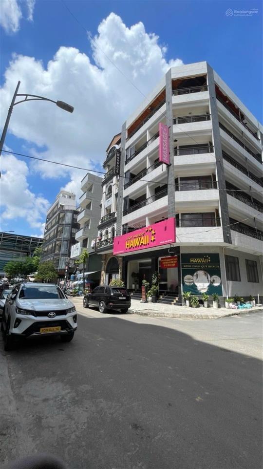 Tòa nhà chdv trung tâm quận 10, 7 tầng dòng tiền 120tr/tháng