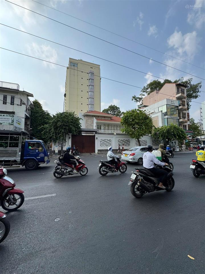 Cực hiếm! tòa nhà 8mx26m, 5 tầng, mặt tiền ngay điện biên phủ 2 chiều, đa kao, q1, hđt 280 triệu