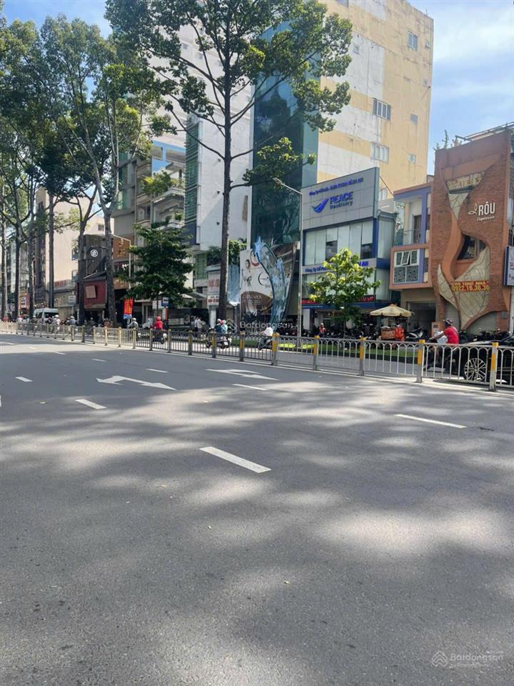 Hot! nhà 12m x 16m, 1 trệt 5 lầu, đường trần hưng đạo, nguyễn cư trinh, q1. phù hợp làm ks, vpcty