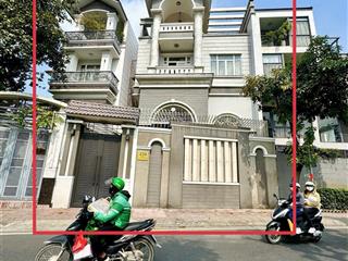 Bán gấp biệt thự 2mt 276 trường sa, 3, bình thạnh, 10m x 18m, hầm 4 tầng, 400m2 sàn, giáp quận 1