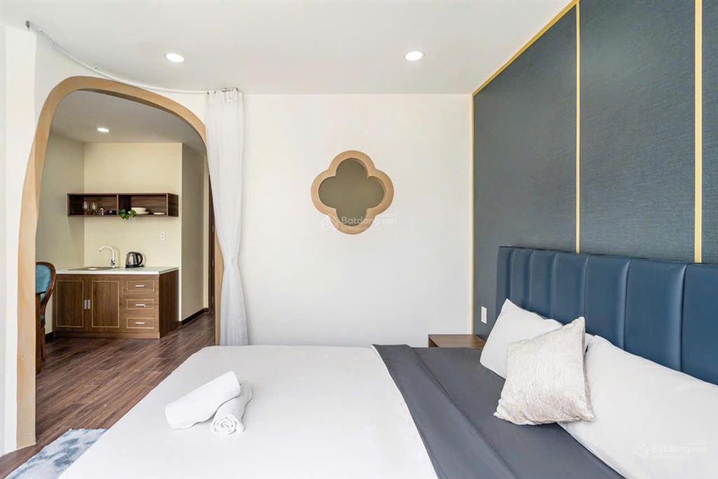 Tôi cần bán tòa chdv hẻm 666 đường 3/2, 5m  20m, 5 tầng, 14p full nội thất, hđt khoán 60 triệu