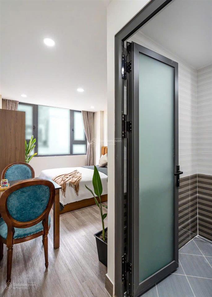 Tôi cần bán tòa chdv hẻm 666 đường 3/2, 5m  20m, 5 tầng, 14p full nội thất, hđt khoán 60 triệu