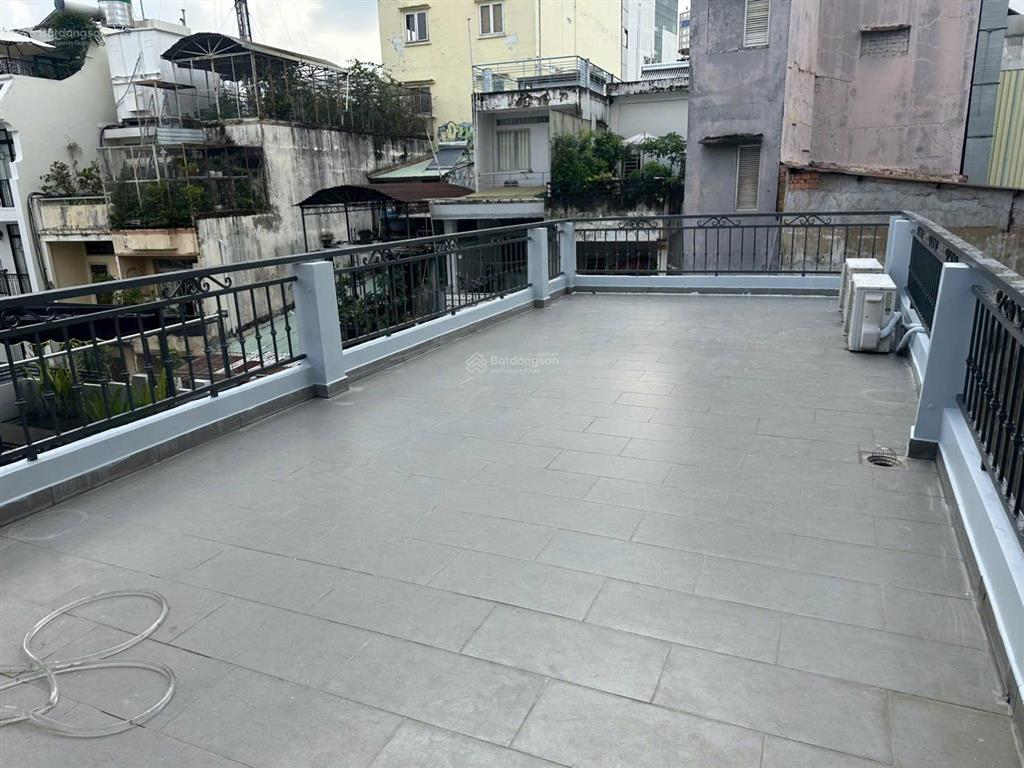 Nhà mới đẹp 121 lê thị riêng, bến thành, q1, 6m x 18.5m, 4 tầng, 5pn, 6wc, sân vườn thoáng mát