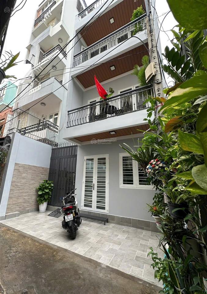 Nhà mới đẹp 121 lê thị riêng, bến thành, q1, 6m x 18.5m, 4 tầng, 5pn, 6wc, sân vườn thoáng mát