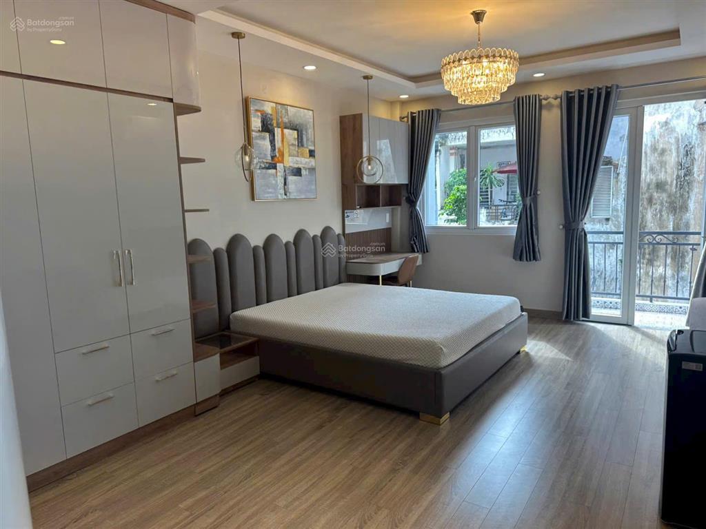 Nhà mới đẹp 121 lê thị riêng, bến thành, q1, 6m x 18.5m, 4 tầng, 5pn, 6wc, sân vườn thoáng mát