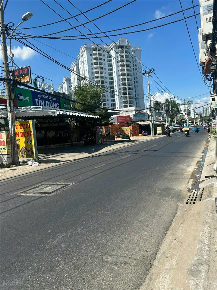 Bán nhà mặt tiền thoại ngọc hầu  trung tâm tân phú, ngang 8m, 40 tỷ
