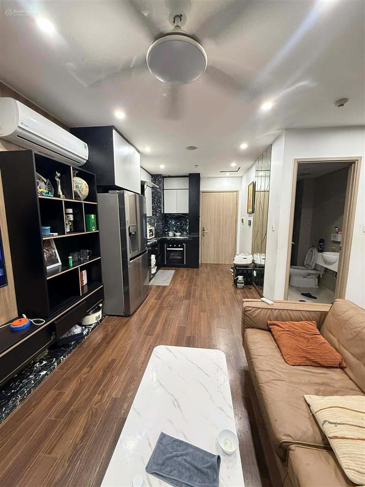 Chính chủ bán căn hộ 2pn+1 63m căn góc full đồ giá 4.45 tỷ kđt vinhomes smart cỉty