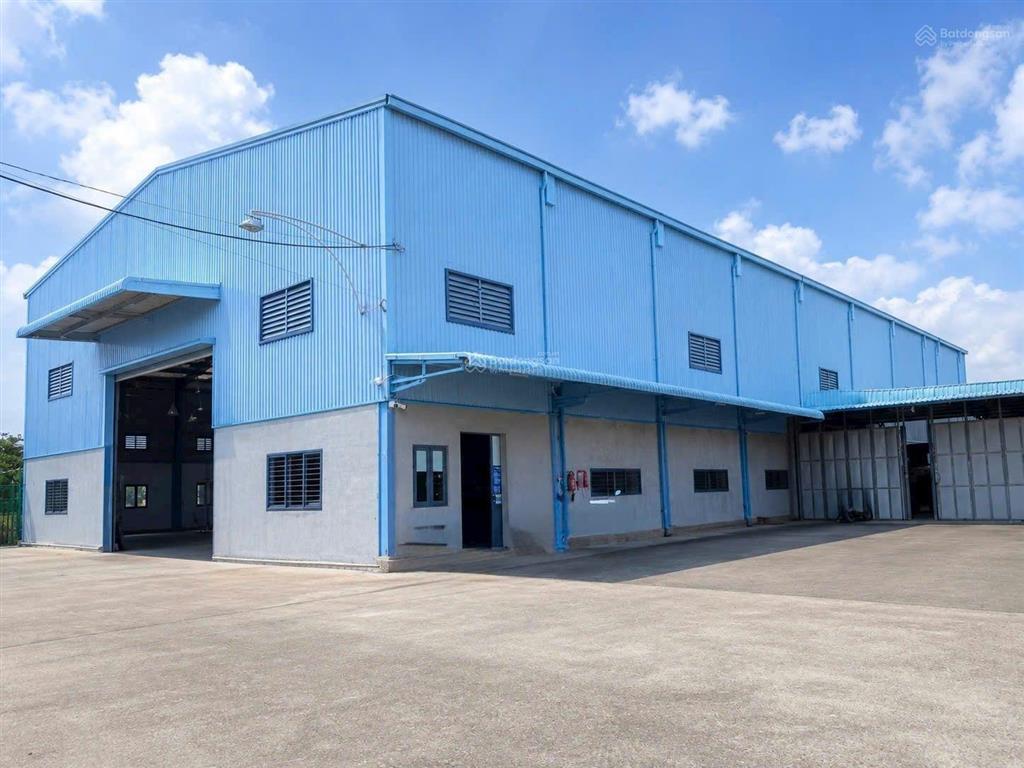 Cho thuê kho xưởng gần ngay kcn giang điền, trảng bom, đồng nai. mặt tiền kinh doanh đường cont.