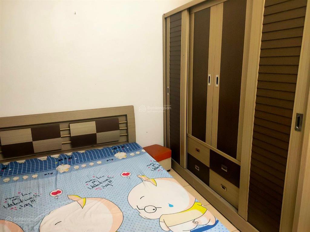 Cho thuê nhà riêng 3 tầng ngõ 141 nam dư, full đồ, gần chợ, trường học