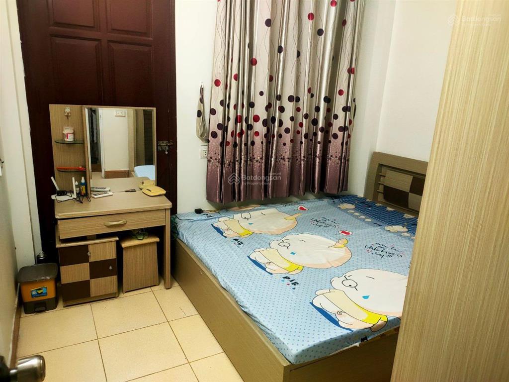 Cho thuê nhà riêng 3 tầng ngõ 141 nam dư, full đồ, gần chợ, trường học