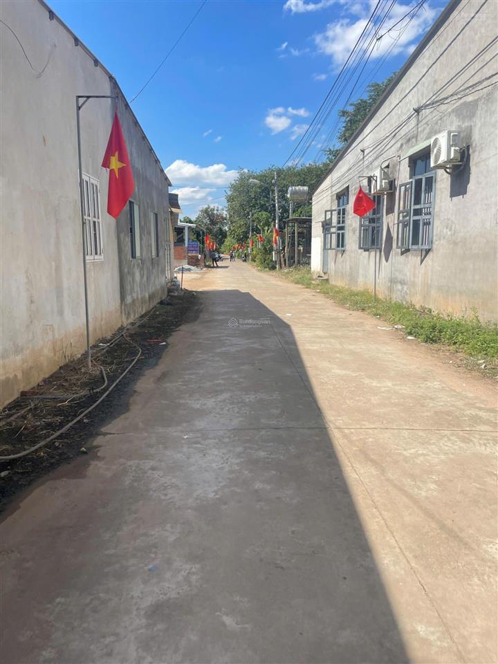 Thanh lý lô đất thổ cư 5*13m cách vòng xoay an phú 3,5km sẵn sổ  0898 050 *** (linh)