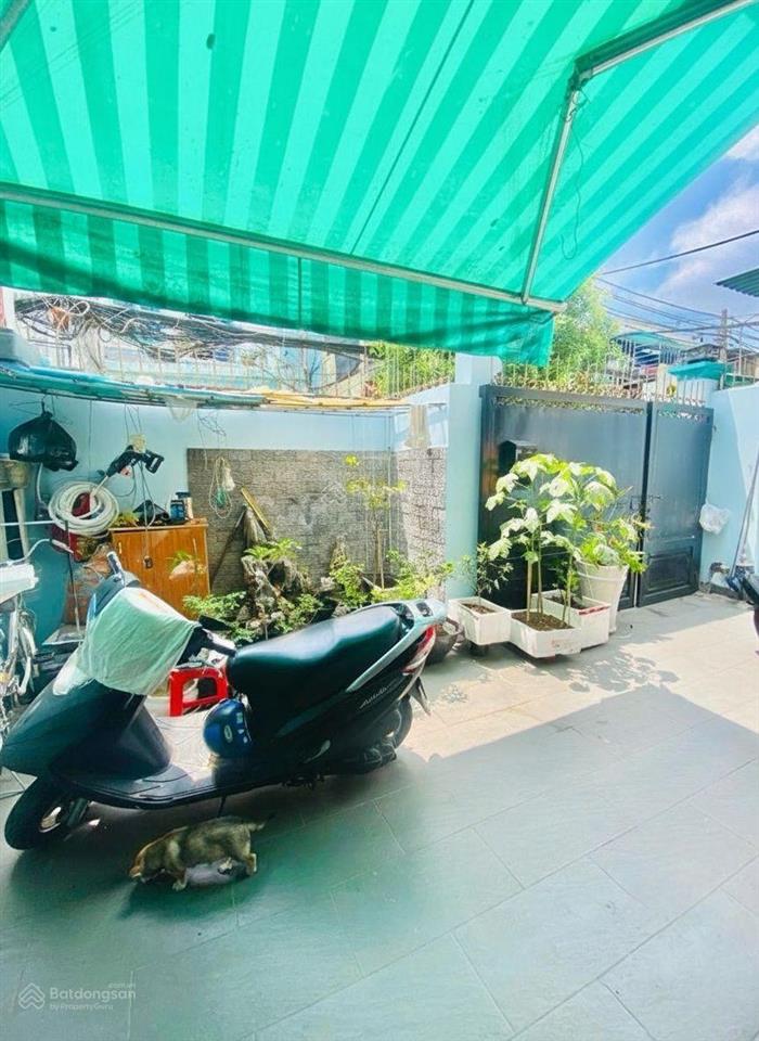 Bán nhà nguyễn hữu cảnh  hẻm xe tải 8m  96m2  gần landmark  cho thuê 30tr/tháng  9.x tỷ tl