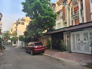 Bán nhà đẹp full nội thất 90m2  4 tầng  hẻm 8m  gần emart phan văn trị  gò vấp  12.x tỷ tl