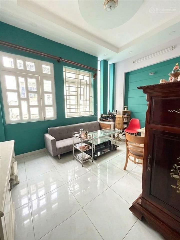 Gấp bán nhà 3 tầng  50m2  gần phan văn trị  bình thạnh  hẻm xe hơi  9.x tỷ tl