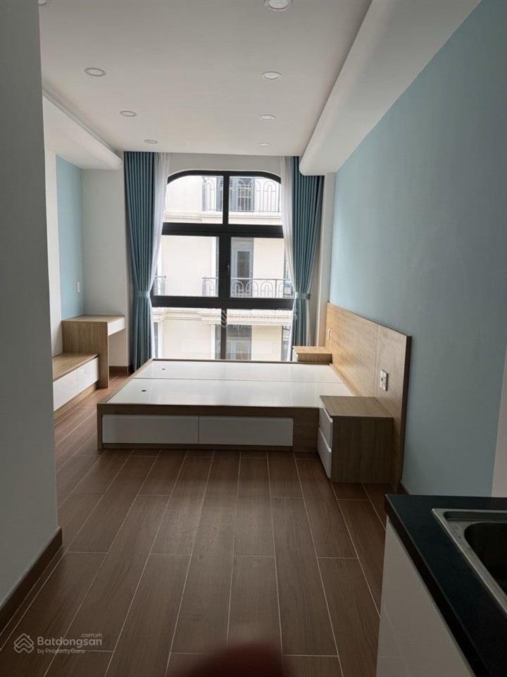 Bán nhà 60m2  3 tầng  gần ngã tư hàng xanh  bình thạnh  hẻm xe hơi  8.x tỷ tl