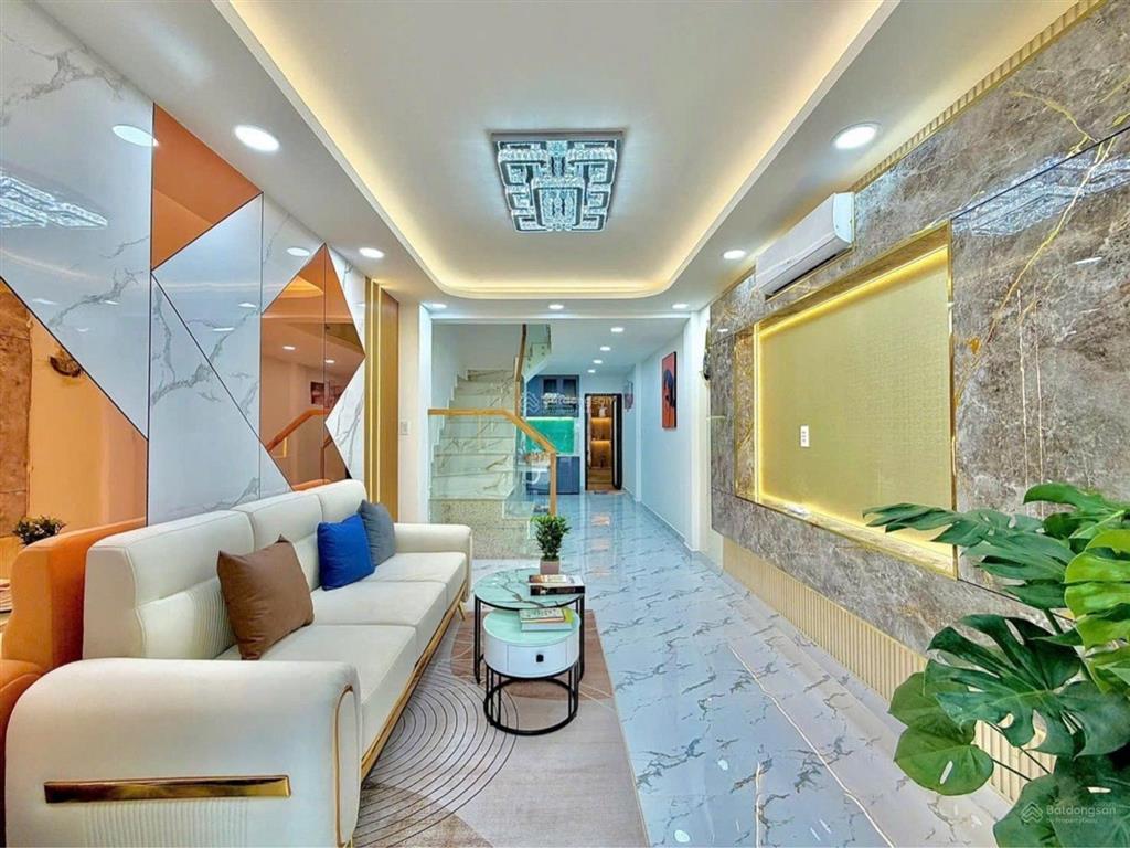 Bán nhà đẹp 40m²  gần phan xích long  4 tầng  phú nhuận  hẻm xe hơi 8m  9,x tỷ tl