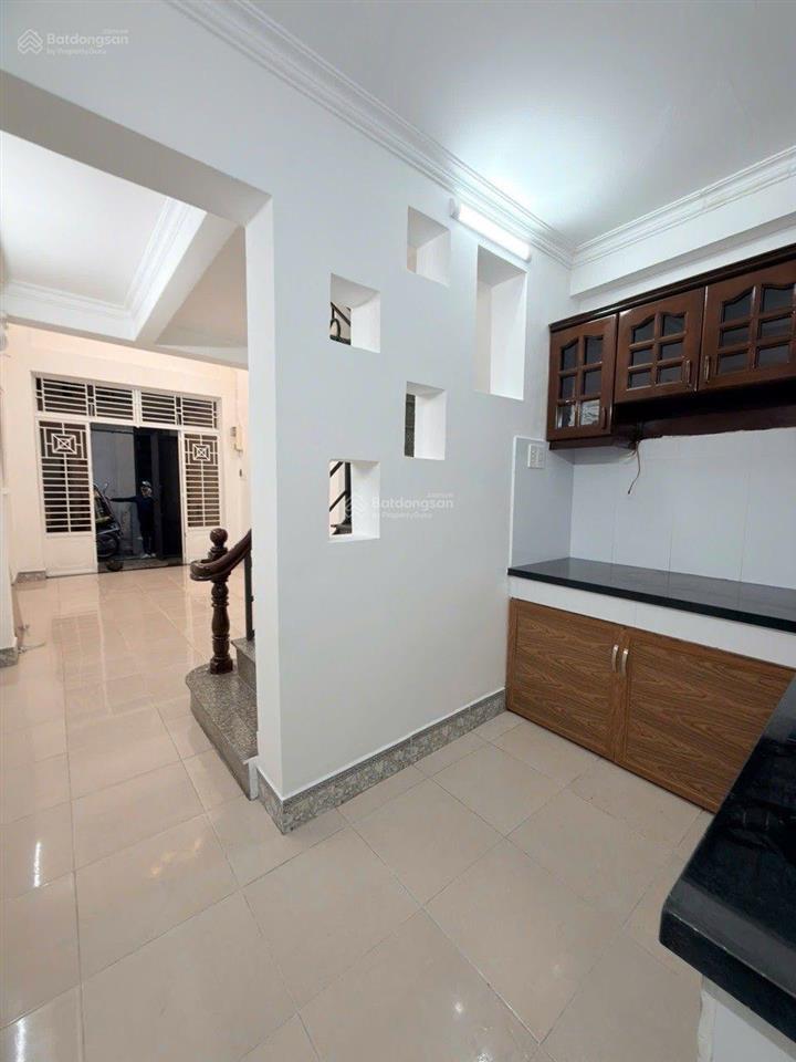 Bán nhà 5 tầng  gần mt phan đình phùng  phú nhuận  6.x tỷ tl