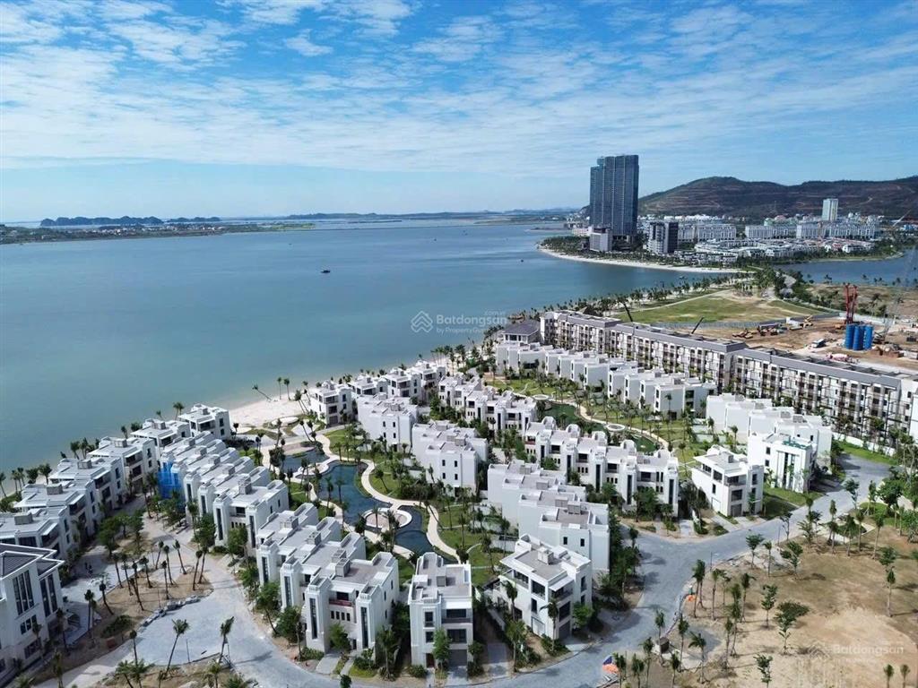 Căn ngoại giao  sở hữu chỉ hơn 10 tỷ  biệt thự mặt biển cuối cùng  lagoon residences