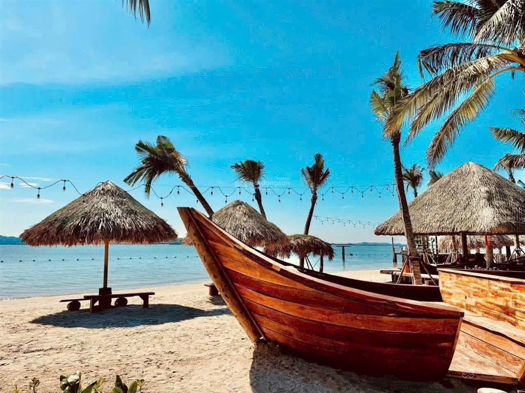 Căn hiếm hoi view trực diện vịnh, ck 18%, kèm quà tặng 500tr, sổ lâu dài