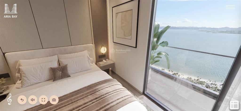 Căn hiếm hoi view trực diện vịnh, ck 18%, kèm quà tặng 500tr, sổ lâu dài