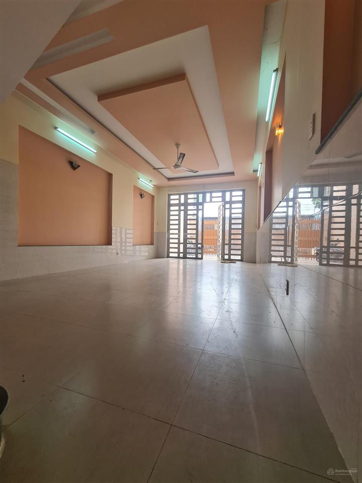 Bán nhà 3 tầng hẻm 151 đường liên khu 45, p.bình tân, dt 171m2, giá 12 tỷ, sổ hồng riêng