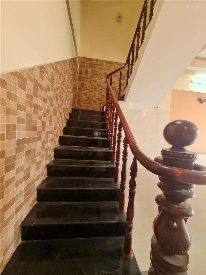 Bán nhà 3 tầng hẻm 151 đường liên khu 45, p.bình tân, dt 171m2, giá 12 tỷ, sổ hồng riêng