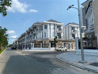 Bán biệt thự liền kề the peak villas, 3 tầng, nguyễn lương bằng, quận 7, dt 126m2, giá 18 tỷ