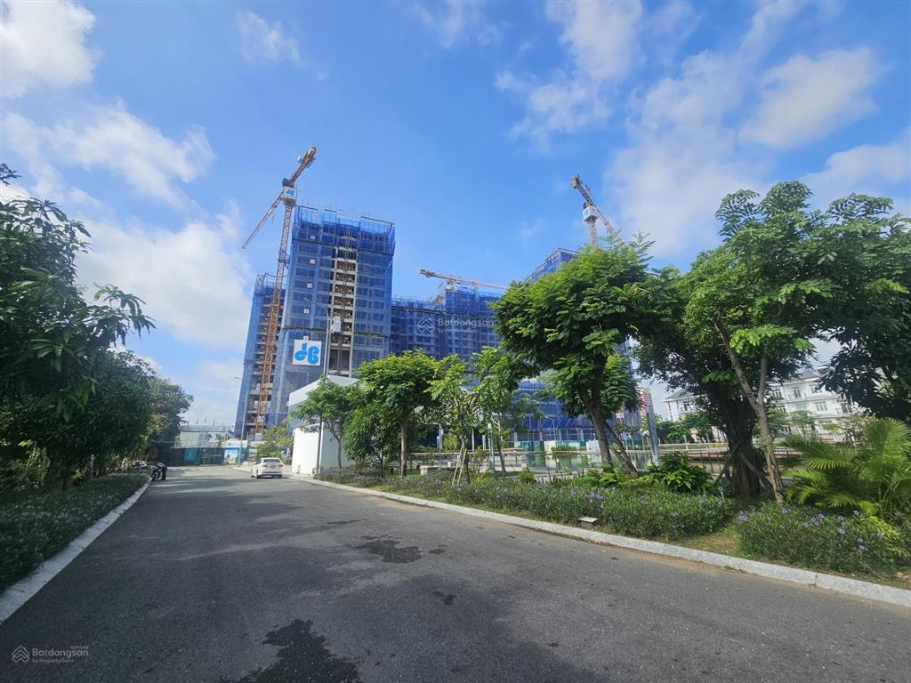 Bán căn hộ the peak garden, ngay ga metro tân mỹ, dt 70,34m2, block b, tầng cao