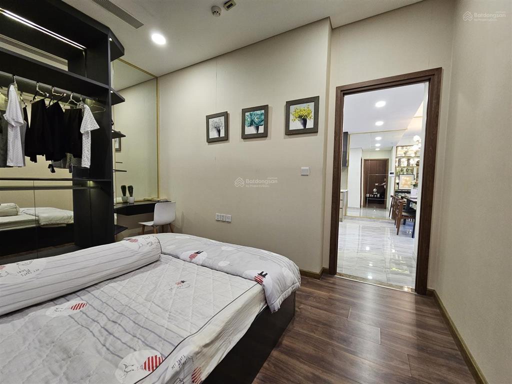 Bán căn hộ 2pn resgreen tower, quận tân phú, sổ hồng chính chủ, diện tích 51,8m2, tầng trung