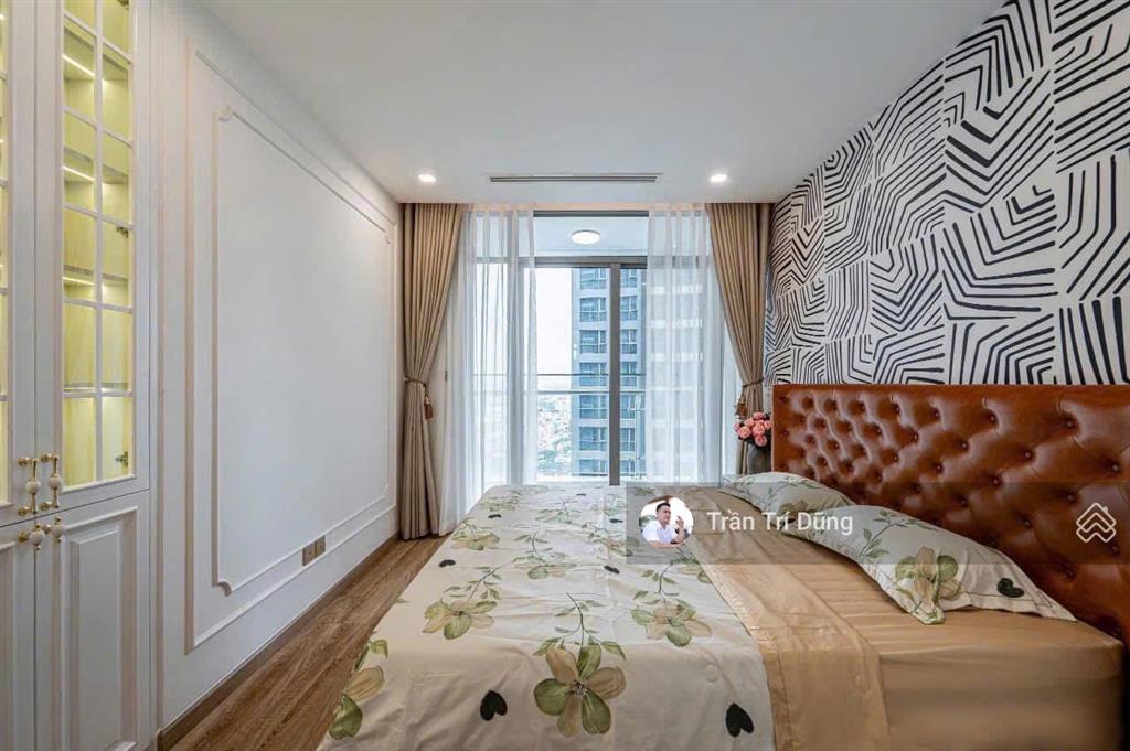 Bán nhanh 3pn 131m2 view sông tuyệt đẹp, sang trọng, tiện nghi, giá rẻ bất ngờ, gọi ngay kẻo lỡ alo