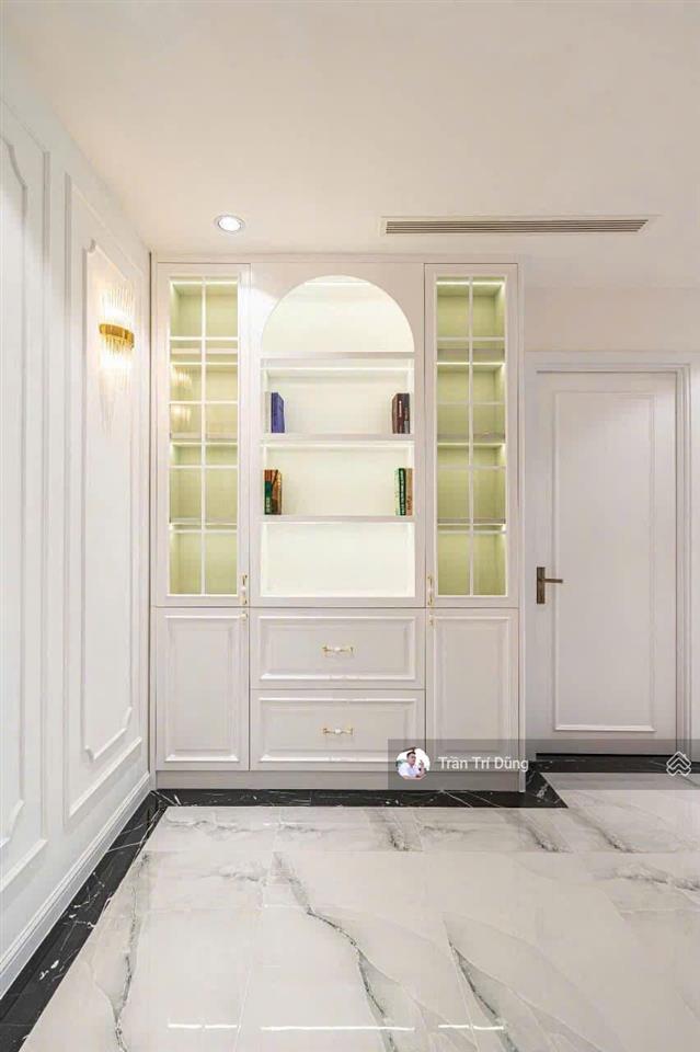 Bán nhanh 3pn 131m2 view sông tuyệt đẹp, sang trọng, tiện nghi, giá rẻ bất ngờ, gọi ngay kẻo lỡ alo
