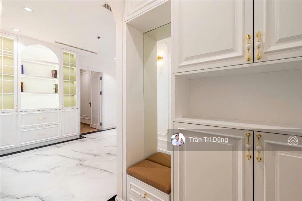 Bán nhanh 3pn 126m2 view sông tuyệt đẹp, sang trọng, tiện nghi, giá rẻ bất ngờ,gọi ngay kẻo lỡ alo
