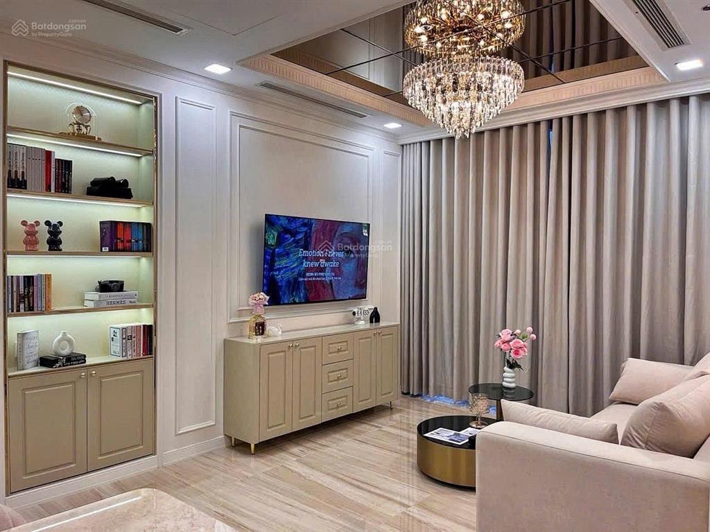 Bán cc tại vinhomes grand park, 3,05 tỷ, 69m2, 2pn, 2wc, nội thất đầy đủ  0931 288 ***