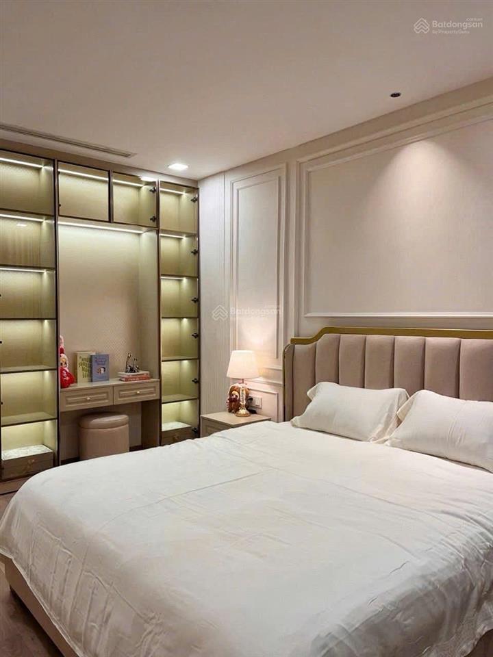 Bán cc tại vinhomes grand park, 3,05 tỷ, 69m2, 2pn, 2wc, nội thất đầy đủ  0931 288 ***