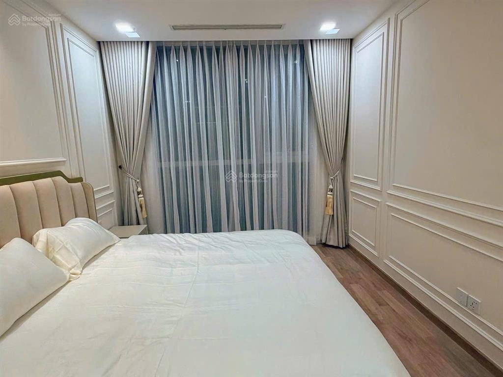 Bán cc tại vinhomes grand park, 3,05 tỷ, 69m2, 2pn, 2wc, nội thất đầy đủ  0931 288 ***